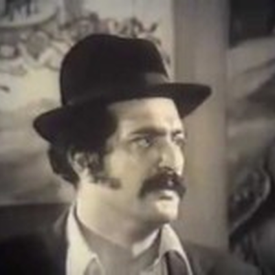 منوچهر صادق‌پور