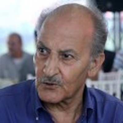 منوچهر مصیری